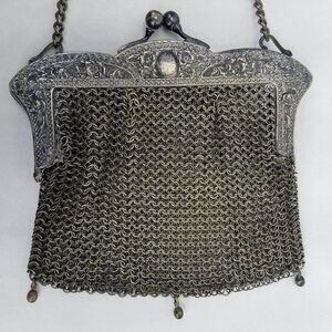 Victorian Purse GERMAN SILVER Mesh EVENING Bag Ornate Floral Frame Kiss Lock VTG
